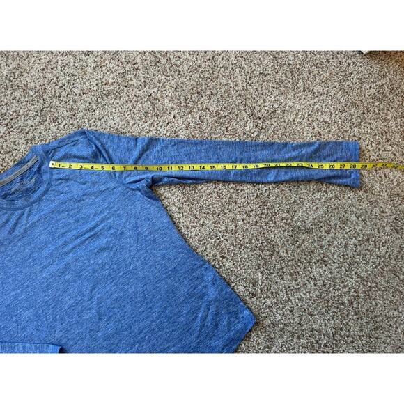 FABLETICS CORE Long sleeve, Lightweight, shirt/top, running, exercise, size LG - Picture 3 of 7